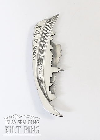 Glasgow Clyde Finnieston Crane Kilt Pin