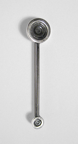 Lens Kilt Pin