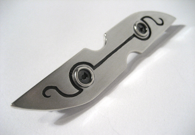 Waratah & Thistle Kilt Pin