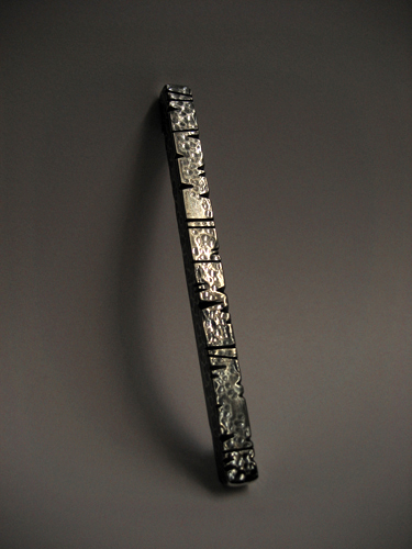 Notched & Lined Kilt Pin