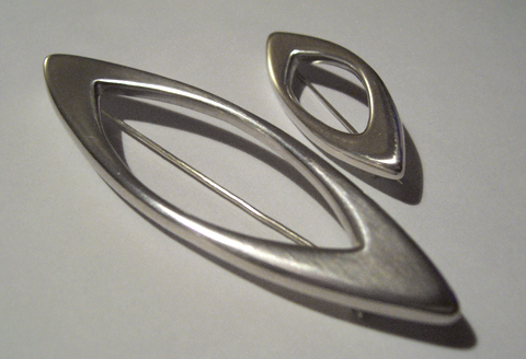 Ellipse Kilt Pin and Brooch