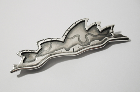 Sydney/London Kilt Pin