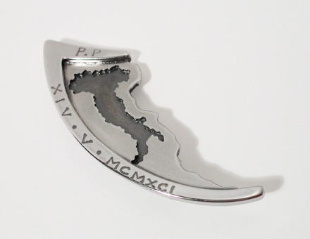 Italy Kilt Pin